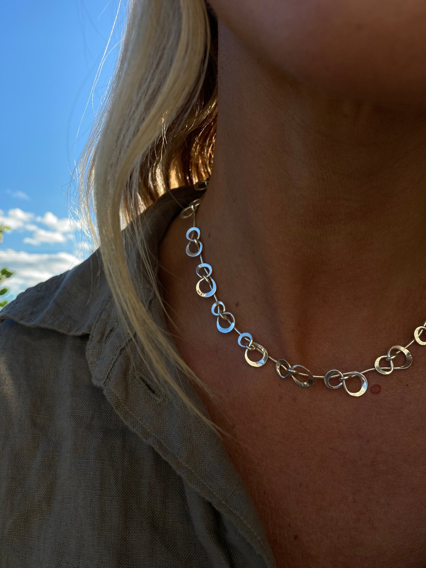 EVIGHETEN COLLIER