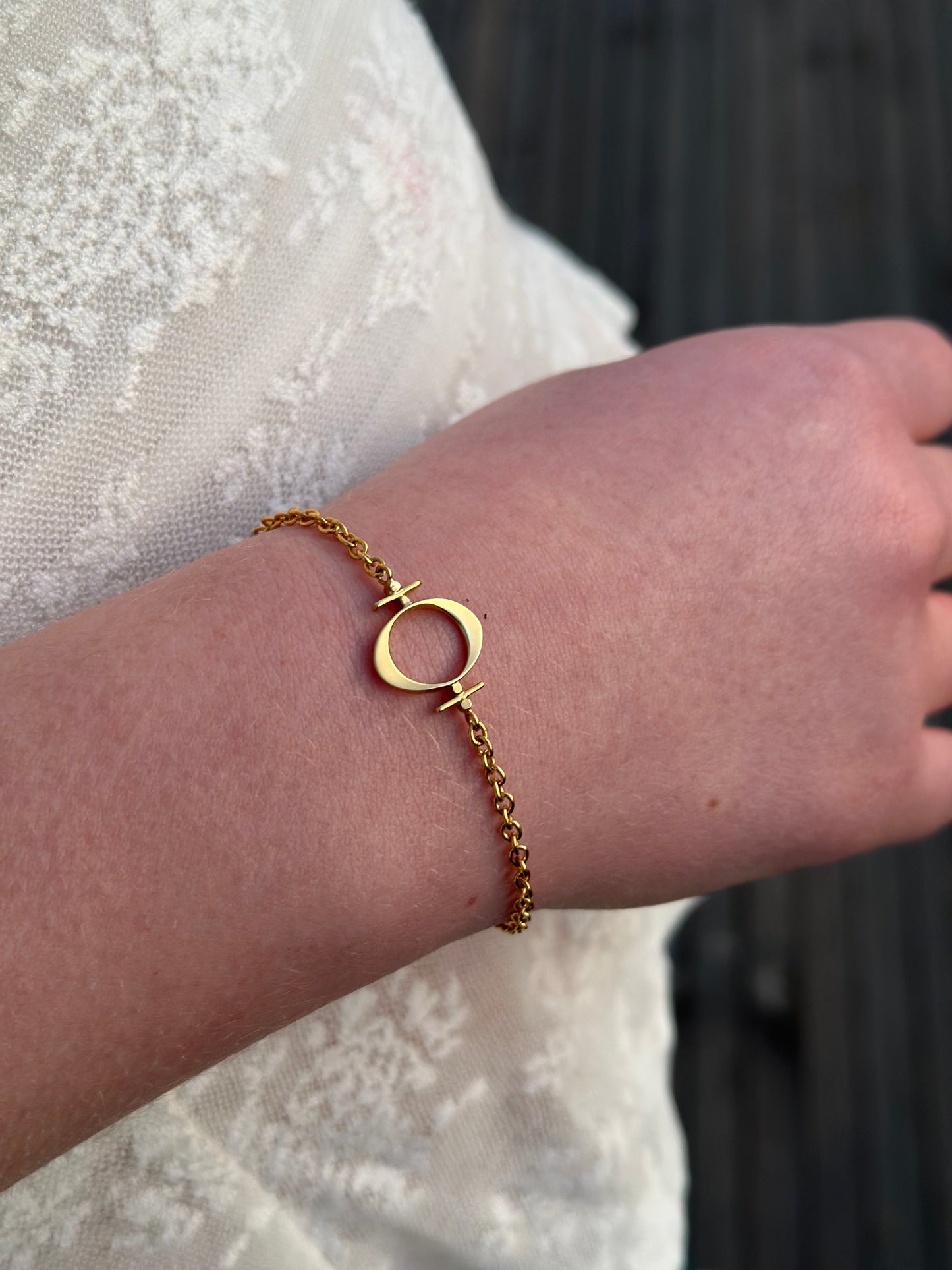 FEMINA ARMBÅND