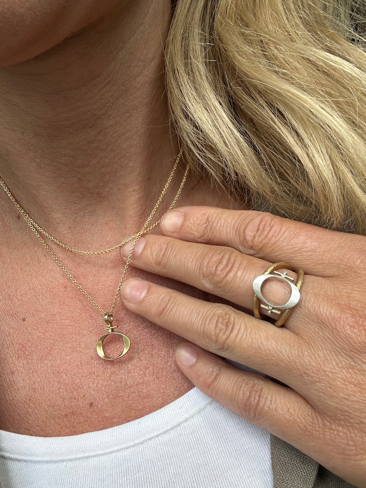 FEMINA RING KRAFTIG