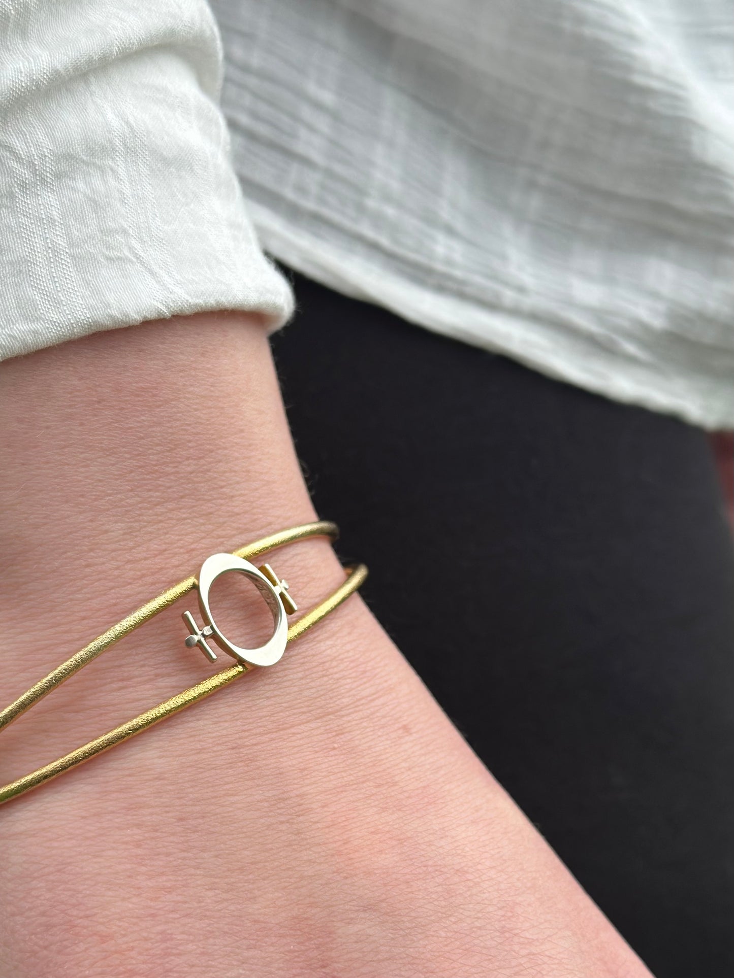 FEMINA ARMRING