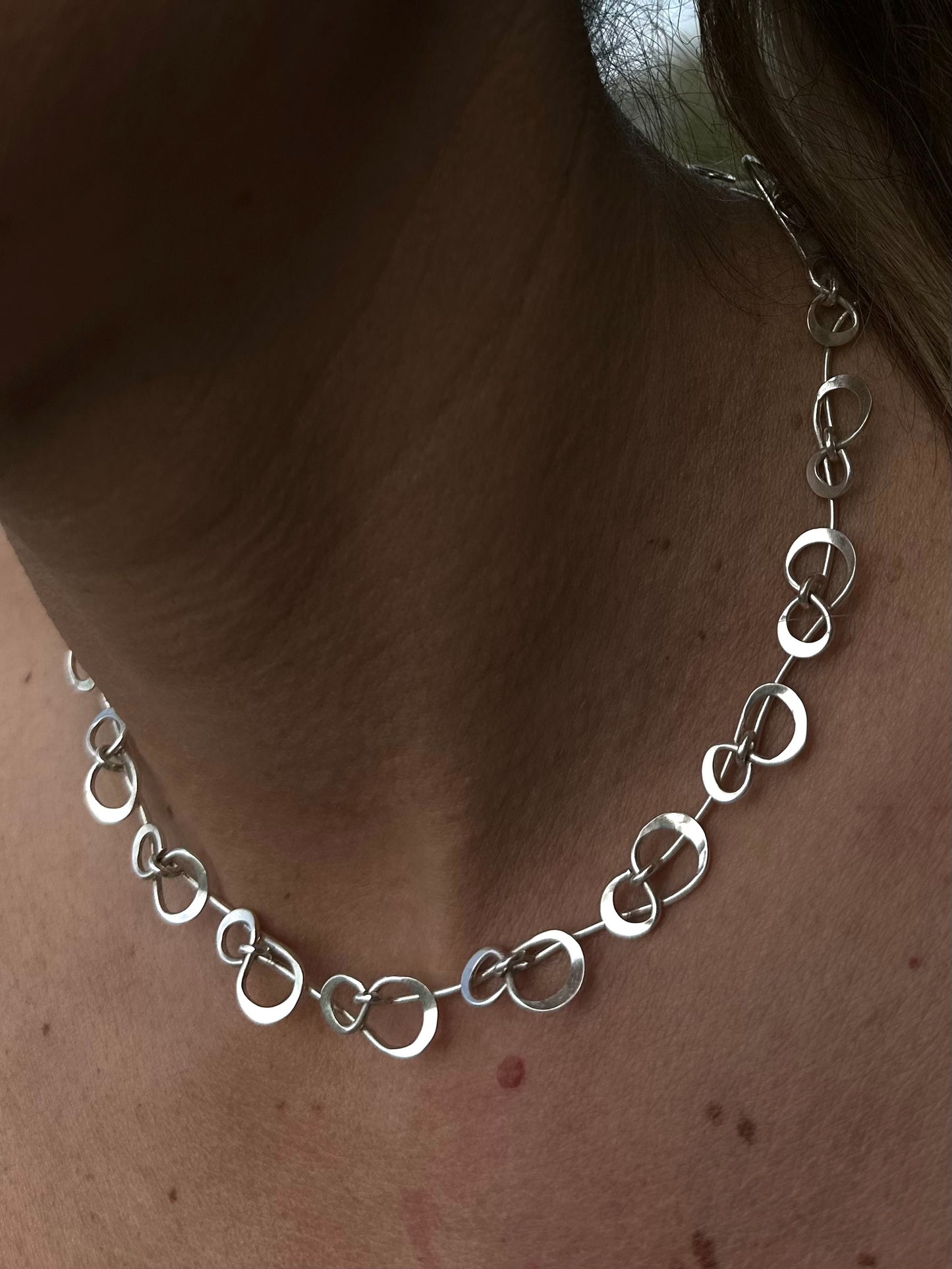 EVIGHETEN COLLIER