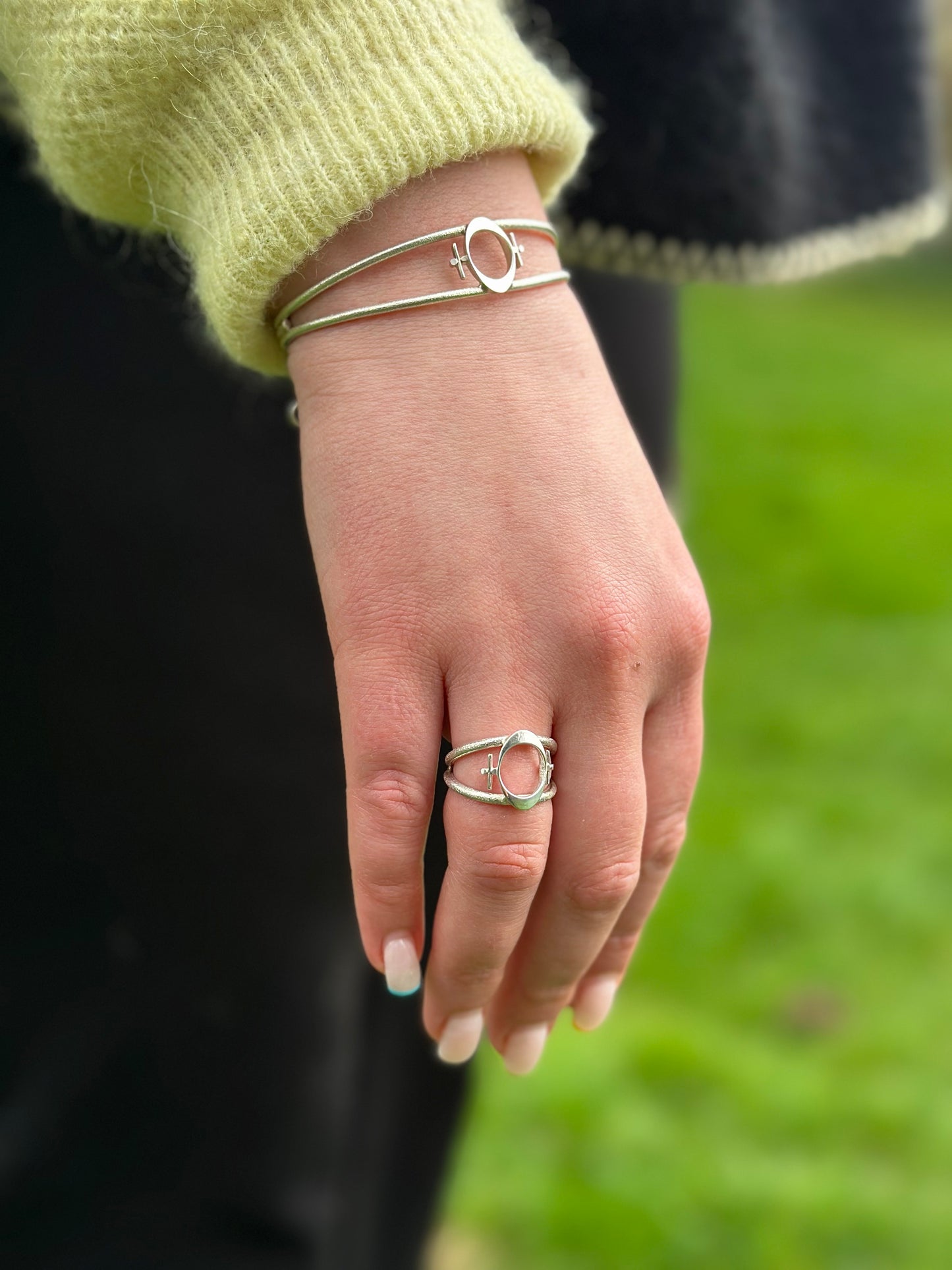 FEMINA ARMRING